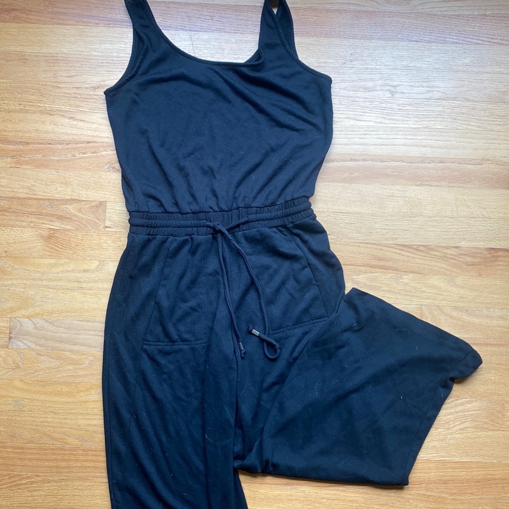 Comfy Sleeveless Black Jumpsuit